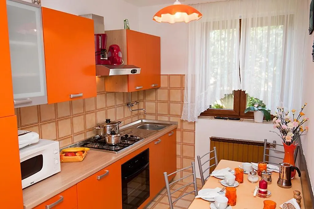 Apartments With A Parking Space Novigrad - 7108 Croatia