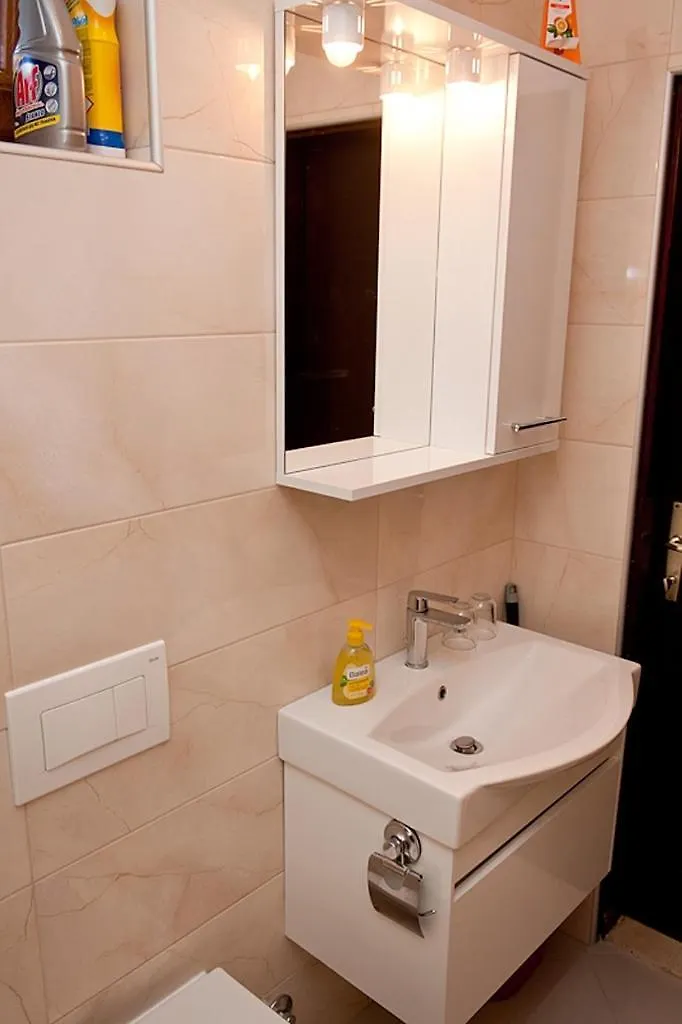 Apartments With A Parking Space Novigrad - 7108 Croatia